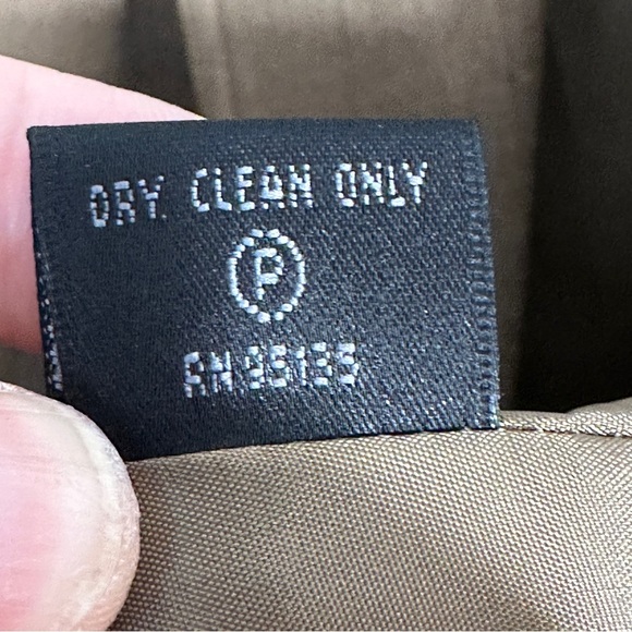 Lafayette 148 wool blend blazer, size 14, flip cuffs, brown, office, evening - Picture 3 of 9